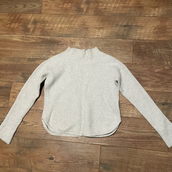 Babaton Mock-Neck Sweater - Picture 6 of 7